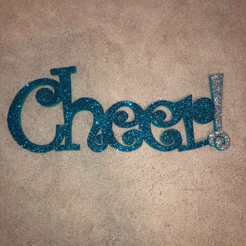 "Cheer!" wall glitter decor